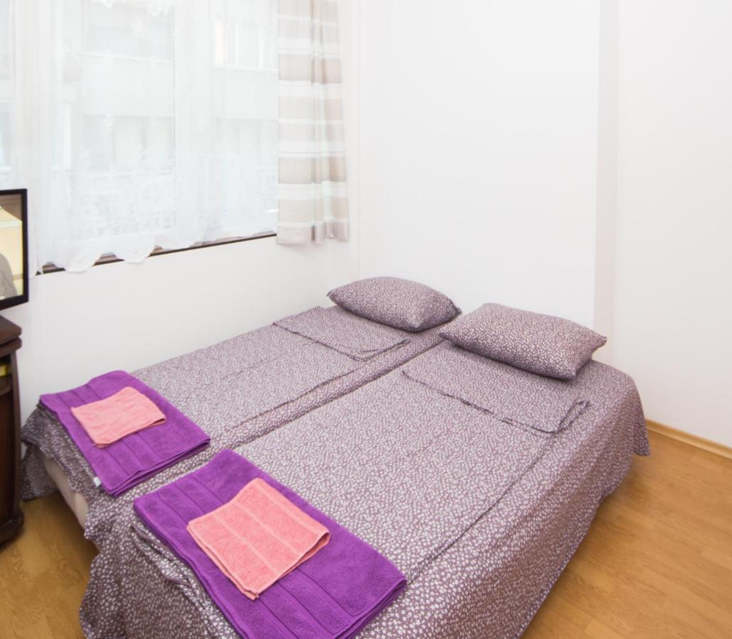 Super Center - Apartment On "Kiril & Metodi" Square Burgas Ngoại thất bức ảnh